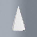 STYROFOAM PYRAMID W.12CM H.19CM