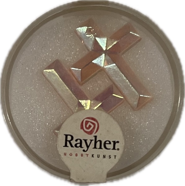 R14188810.jpg RAYHER JEWELLERY GLASS CROSS 25X18MM 2PCS ROSE QUARTZ - Image 1
