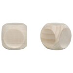 RAYHER WOODEN DICE 40X40MM 2PCS