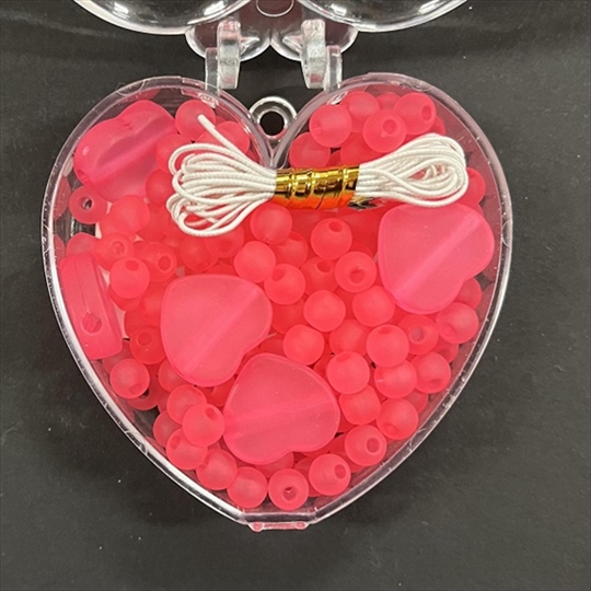 R1502016.jpg RAYHER ACRYLIC BEAD MIXTURE 20G HEART PALE PINK - Image 1
