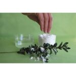 RAYHER DECO SNOW STICKY 50G - Image 3