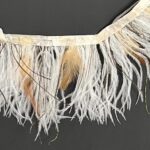 RAYHER FEATHER BORDER 50CM NATURE COLOUR