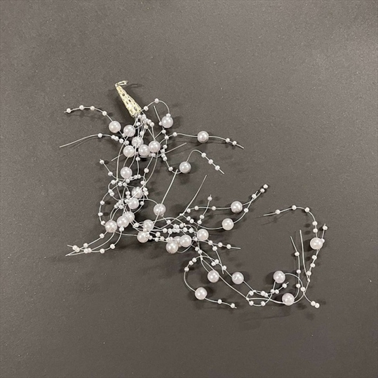 R8608408.jpg RAYHER WAX BEAD THREADS 30CM LIGHT BLUE - Image 1