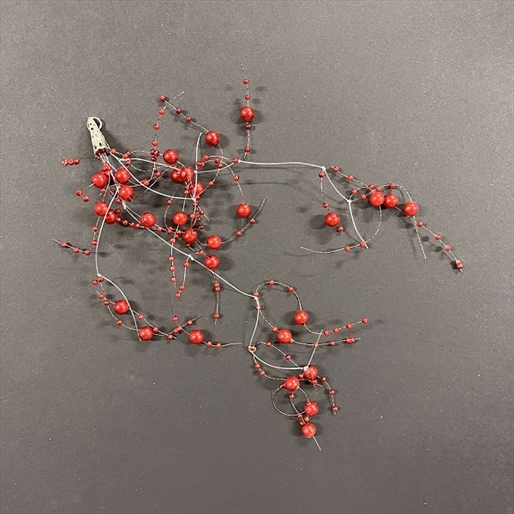 R8608418.jpg RAYHER WAX BEAD THREADS 30CM RED - Image 1