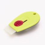 NT CUTTER MINI SCRAPER+CLEANER QT-1P - Image 2