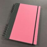 CACHET STUDIO SPIRAL 7X10IN/17.8X25.4CM 110G 80SH BERRY