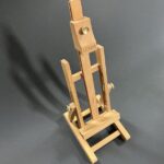 CONDA SQUARE TABLE EASEL H.37CM